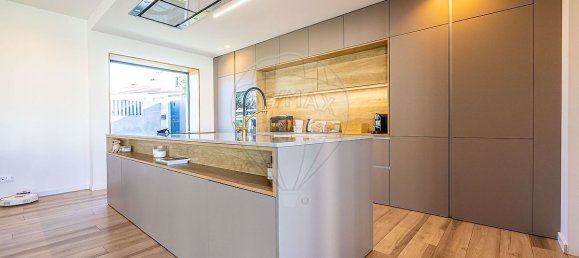 3 bedrooms House in Leiria, Portugal No. 31831 13