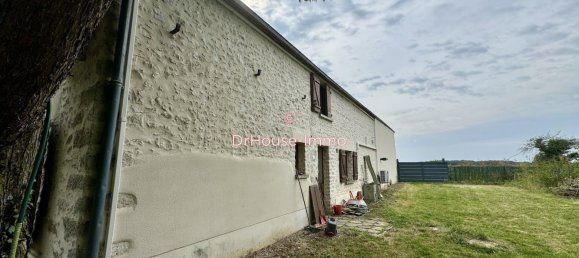 3 bedrooms House in Treilles-en-Gatinais, France No. 251329 3