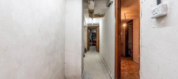 585m² Commercial property in Granada, Spain No. 166669 6