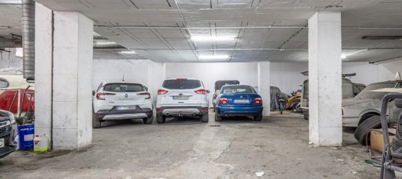 585m² Commercial property in Granada, Spain No. 166669 33