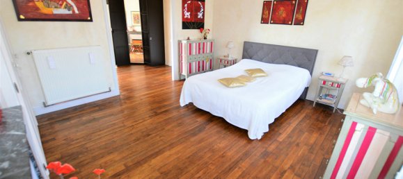 Casa T7 em Yvoy-le-Marron, France N.º 44094 5