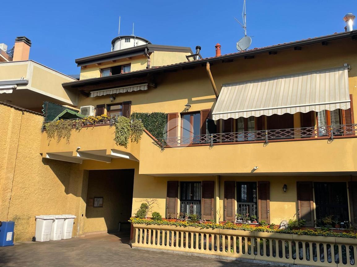 5-salle Maison à Lissone, Italy No. 230280