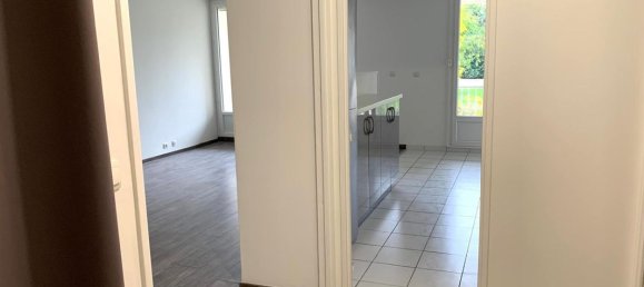 Apartamento de 3 dormitorios en Orleans, France No. 151958 4