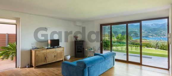 6 rooms Villa in San Felice del Benaco, Italy No. 308901 3