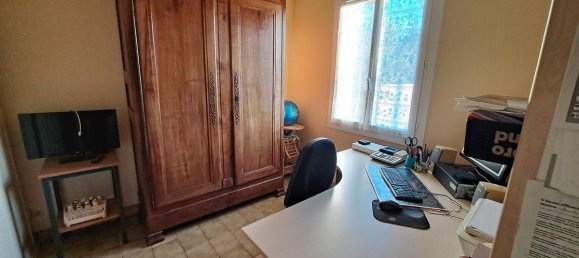 4 bedrooms House in Change, France No. 112129 7