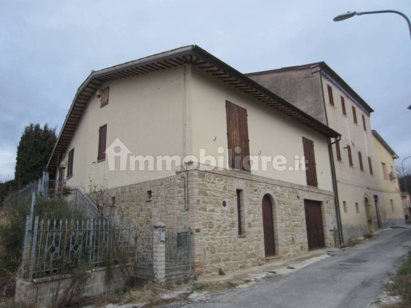 5غرفة فيلا في Cingoli, Italy رقم 238548