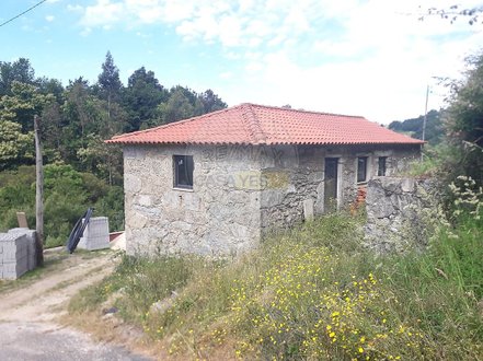 Casa de 2 dormitorios en Paredes de Coura, Portugal No. 183073