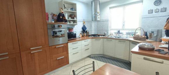 Villa de 4 dormitorios en Macchia d'Isernia, Italy No. 89603 38