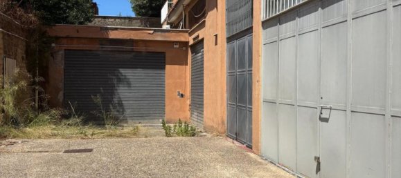 560m² Commercial property in Rome, Italy No. 260597 27