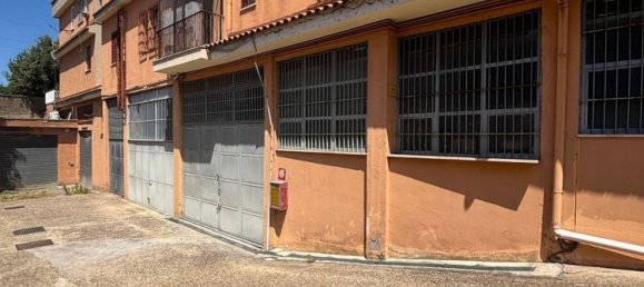 560m² Commercial property in Rome, Italy No. 260597 28