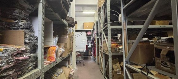 560m² Commercial property in Rome, Italy No. 260597 12