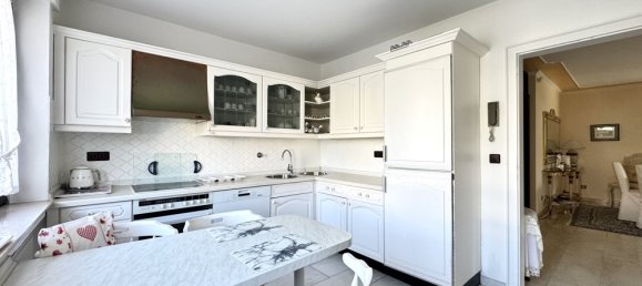 Бунгало с 4 спальнями в Рекклингхаузен, Германия № 133927 4