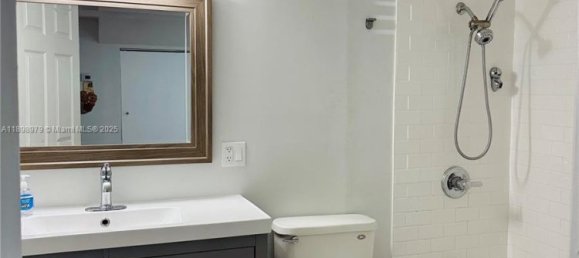 3 bedrooms Villa for sale in Miami, Miami-Dade, Florida, USA № 614870 22