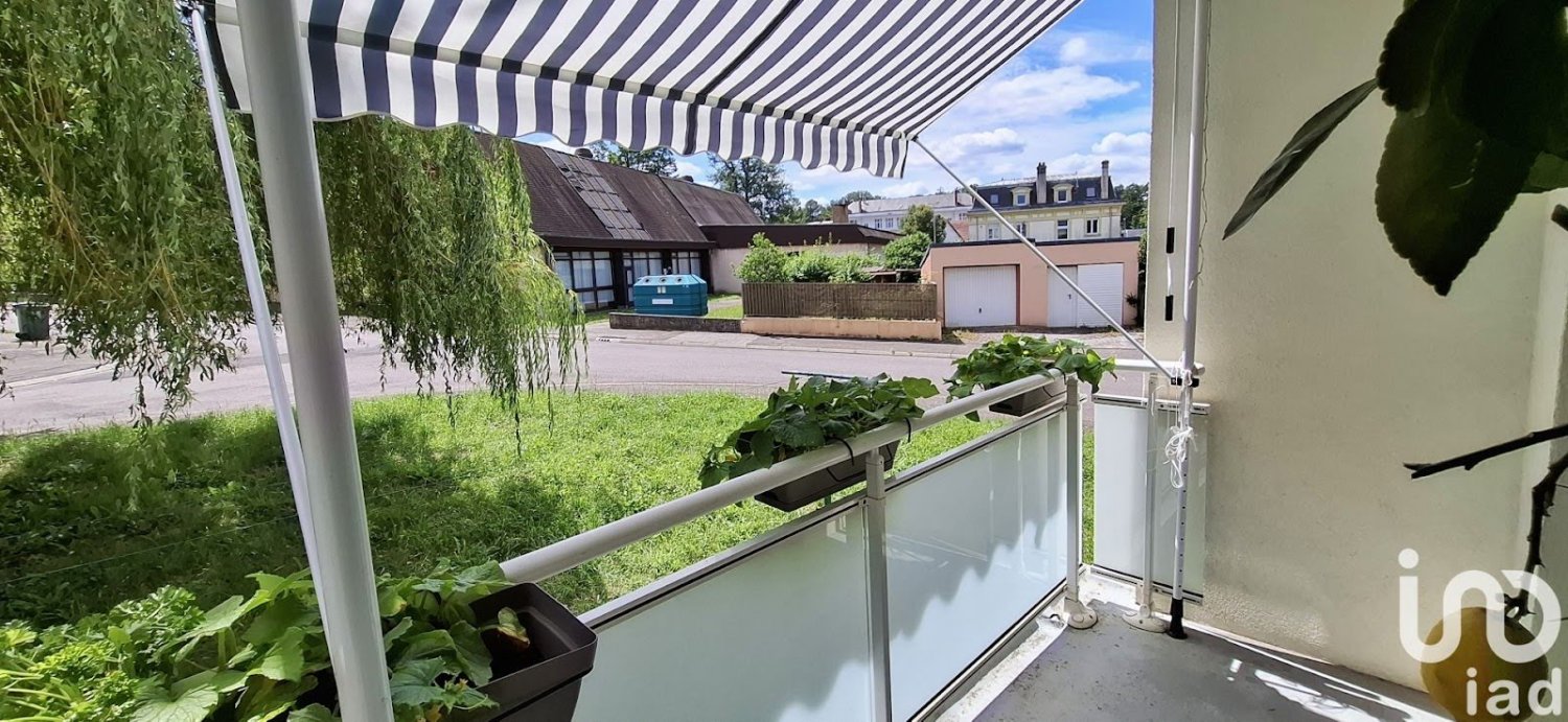 Apartamento de 4 dormitorios en Saint-Avold, France No. 259939