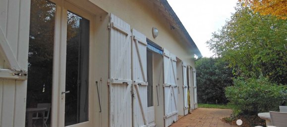 Casa de 7 dormitorios en Vineuil, France No. 158443 2