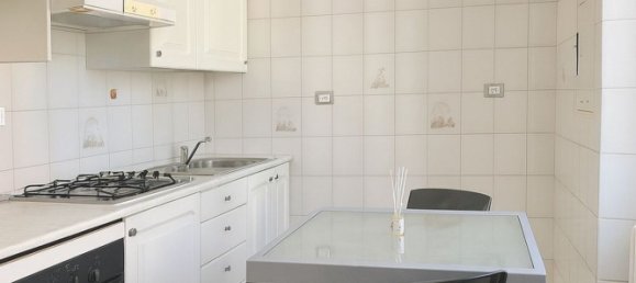 3 bedrooms Apartment in Imperia, Italy No. 372247 6