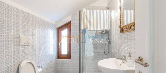 3 Schlafzimmer Haus in Montignoso, Italy, Nr. 216530 9