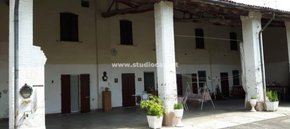 Дом с 7 комнатами в Трескоре Кремаско, Италия № 7888 3