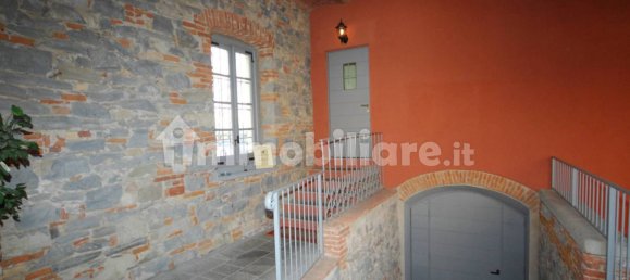5 rooms Commercial property in Cocquio-Trevisago, Italy No. 172537 21