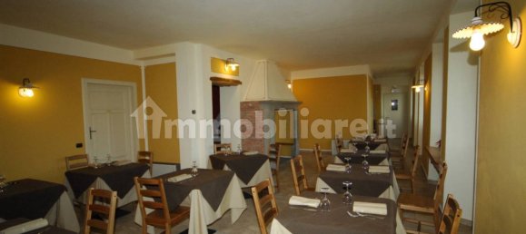 5 rooms Commercial property in Cocquio-Trevisago, Italy No. 172537 16