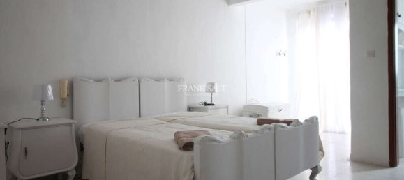 4 bedrooms House in Swieqi, Malta No. 3304 31