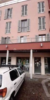 1غرفة عقار تجاري في Roè Volciano, Italy رقم 285580