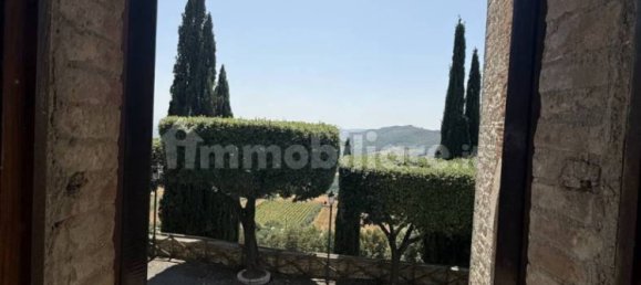 4 bedrooms House in Monte Castello di Vibio, Italy No. 293828 7