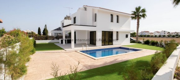 4 Schlafzimmer Villa in Larnaka, Cyprus, Nr. 17133 5