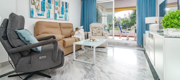 Apartamento de 2 dormitorios en Marbella, Spain No. 63629 11