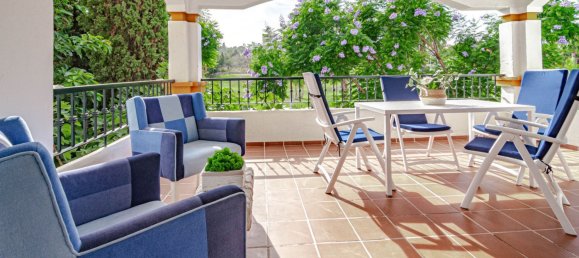 Apartamento de 2 dormitorios en Marbella, Spain No. 63629 8