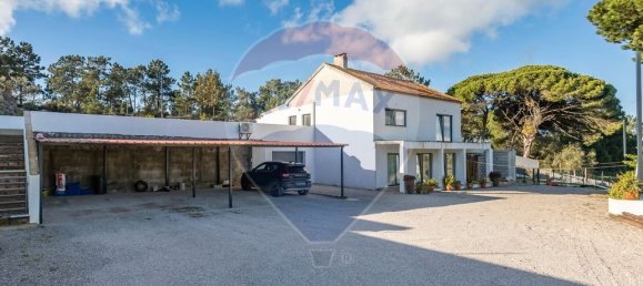 3 bedrooms House in Sesimbra, Portugal No. 185468 5