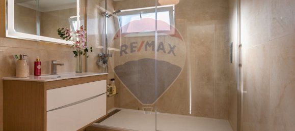 3 bedrooms House in Sesimbra, Portugal No. 185468 13