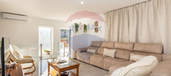 3 bedrooms House in Sesimbra, Portugal No. 185468 11