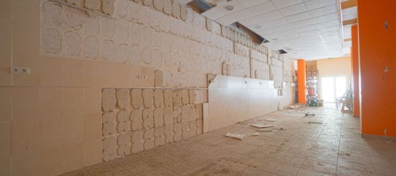 1 غرف نوم عقار تجاري في Torrevieja, Spain رقم 182067 7