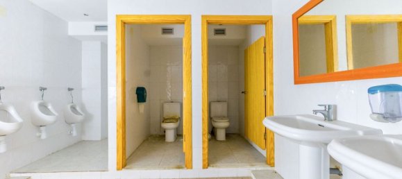 1 غرف نوم عقار تجاري في Torrevieja, Spain رقم 182067 17