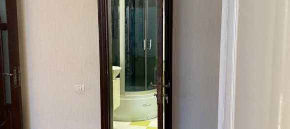 4 bedrooms Apartment in Baku, Azerbaijan No. 2044 8