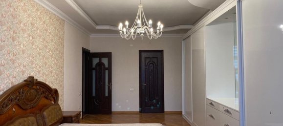 4 bedrooms Apartment in Baku, Azerbaijan No. 2044 13