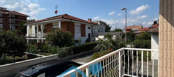 4 rooms Apartment in Volpiano, Italy No. 276017 41