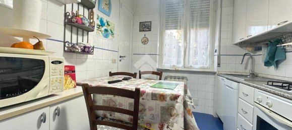 2 bedrooms Apartment in Massa, Italy No. 167325 4