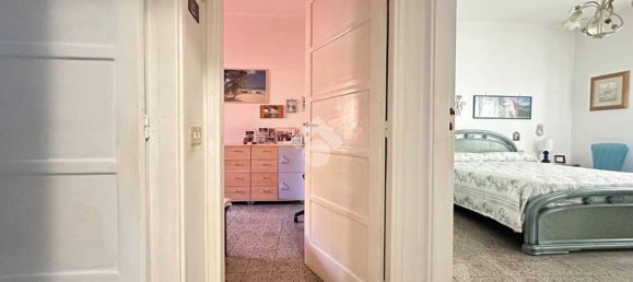 2 bedrooms Apartment in Massa, Italy No. 167325 8