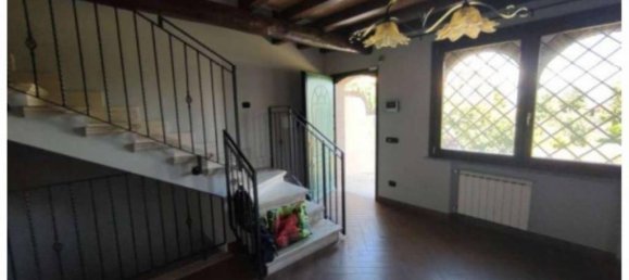Apartamento de 5 dormitorios en Ardea, Italy No. 12461 12