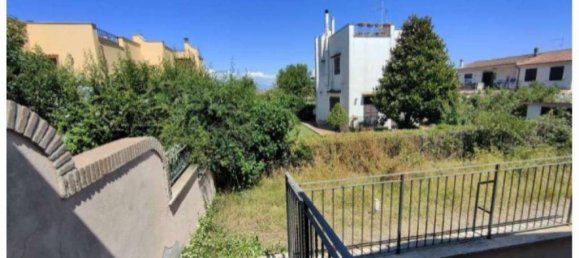 Apartamento de 5 dormitorios en Ardea, Italy No. 12461 10