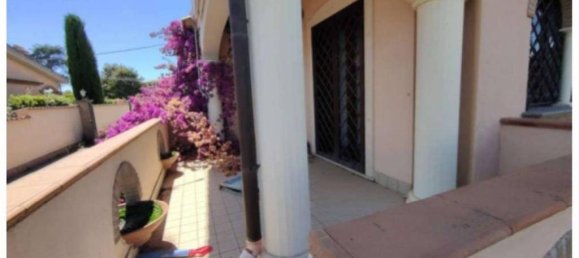 Apartamento de 5 dormitorios en Ardea, Italy No. 12461 8