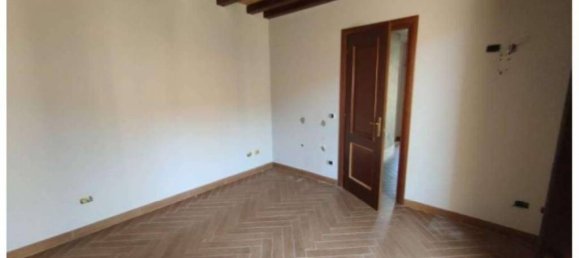Apartamento de 5 dormitorios en Ardea, Italy No. 12461 17