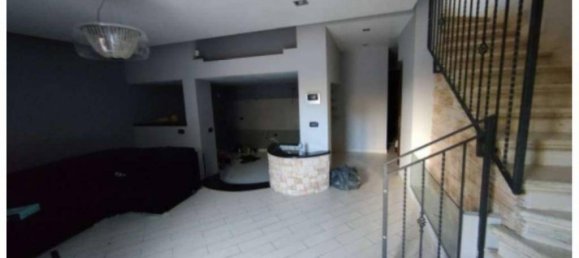 Apartamento de 5 dormitorios en Ardea, Italy No. 12461 21