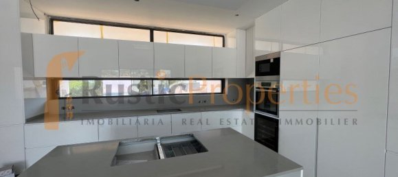 3 bedrooms Villa in Almancil, Portugal No. 121118 4