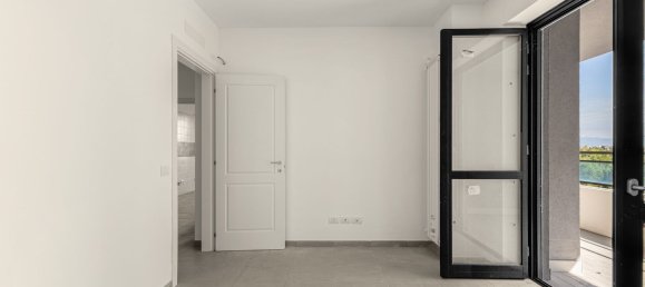 3 bedrooms Apartment in Sesto San Giovanni, Italy No. 362730 14