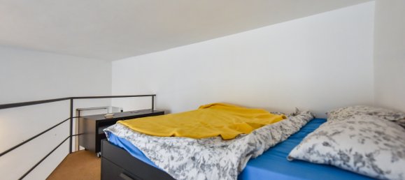 Studio in Turin, Italy No. 12833 10