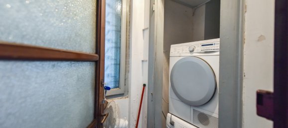 Studio in Turin, Italy No. 12833 18