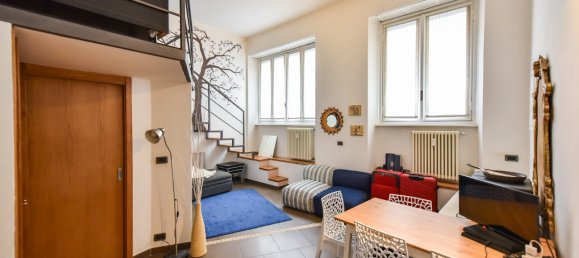 Studio in Turin, Italy No. 12833 2